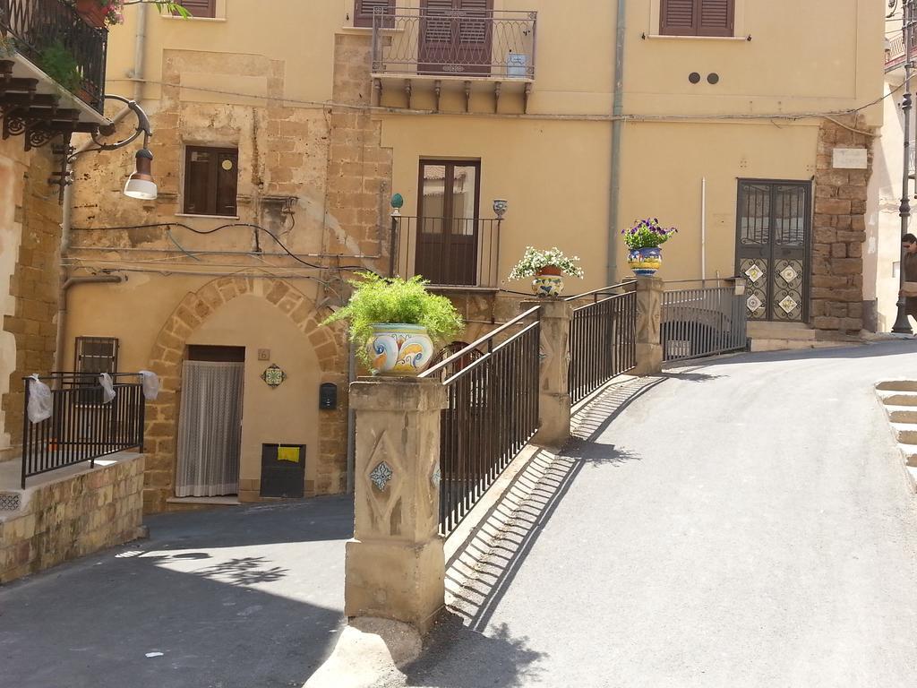 La Bifora Apartment Sciacca Cameră foto