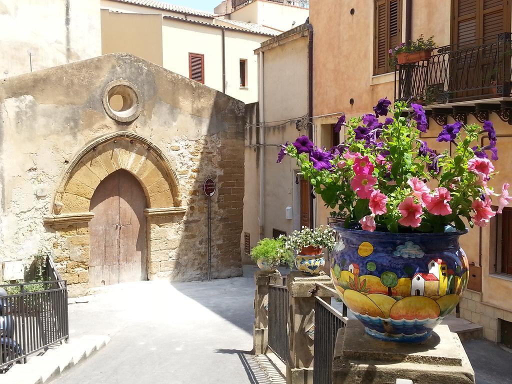 La Bifora Apartment Sciacca Cameră foto